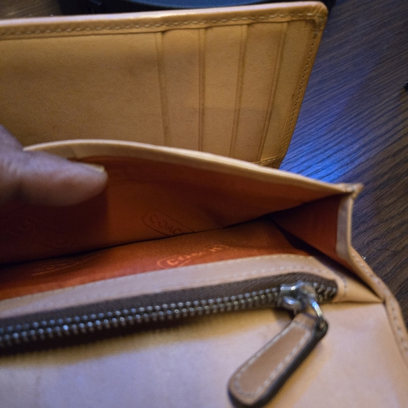Vintage Coach wallet - Picture 6 of 13